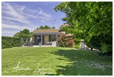 Dpt Tarn et Garonne (82), Maison à vendre 4 pièces avec jardin, garage et pergola bioclimatique à SAINT ETIENNE DE TULMONT.