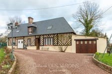 Maison et ses dépendances entre LIVAROT et SAINT PIERRE EN AUGE