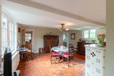 For sale – Property with gîte and outbuilding on wooded land LIVAROT – Normandy