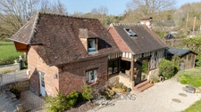 Maison Normande avec son étang privé proche de LIVAROT (14)