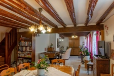 Maison 9 pièces, 6 chambres proche de VIMOUTIERS (61)