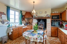 Maison et ses dépendances entre LIVAROT et SAINT PIERRE EN AUGE