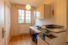 Maison Familiale 9 pièces avec sous-sol complet L'AIGLE (61)