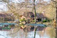 Maison Normande avec son étang privé proche de LIVAROT (14)