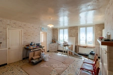 Maison à rénover 5 pièces, avec dépendances ECHAUFFOUR (61)