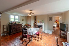 For sale – Property with gîte and outbuilding on wooded land LIVAROT – Normandy