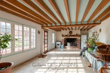 Maison et ses dépendances entre LIVAROT et SAINT PIERRE EN AUGE