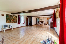 Propriété sur 10ha avec deux maisons ECHAUFFOUR (61)