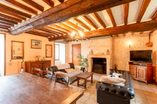 Propriété sur 1.5ha avec maison 7 pièces MONTS SUR ORNE (61)