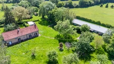 Propriété sur 10ha avec deux maisons ECHAUFFOUR (61)