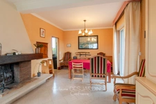 Maison Familiale 9 pièces avec sous-sol complet L'AIGLE (61)
