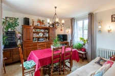 Maison et ses dépendances entre LIVAROT et SAINT PIERRE EN AUGE