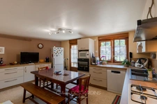Maison 9 pièces, 6 chambres proche de VIMOUTIERS (61)