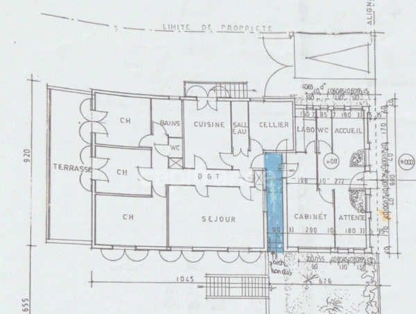 Immeuble mixte 193 m² avec cabinet indépendant – Quartier résidentiel à 10 min de l’océan SAINT JEAN DE LUZ (64)