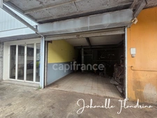 Jarry – Local professionnel sur 2 niveaux avec showroom/stockage et bureau - rue de l'industrie