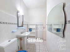 Propriété rare avec maison + 3 logements indépendants – 1850 m² constructible – Basse-Terre centre