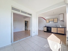 Appartement à vendre 2 pièces Moudong Sud, BAIE MAHAULT (971)