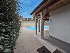 Vendu loué - appartement F3 avec balcon et parkings – Résidence sécurisée avec piscine à Coulommiers (77)