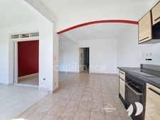 Appartement à vendre 2 pièces Moudong Sud, BAIE MAHAULT (971)