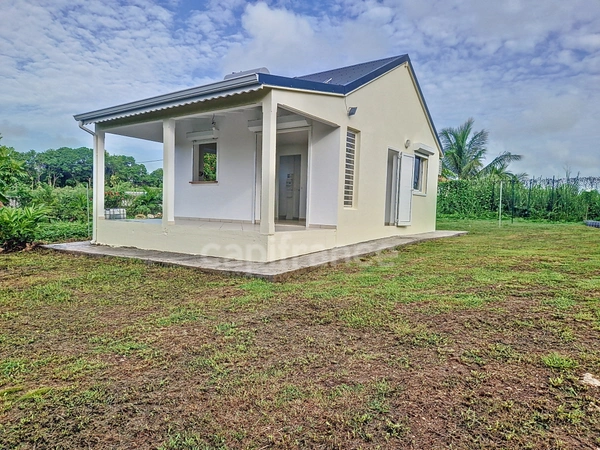 Maison T2 à louer - 1 chambre, location nue, jardin - Néron, LE MOULE (971)