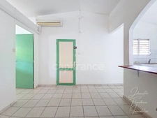 Maison à vendre 4 pièces CAPESTERRE BELLE EAU (971)