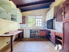 Petit-Bourg – Maison 5 chambres à rénover avec fort potentiel sur terrain constructible de 2 300 m²