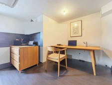 Cabinet / bureau - Thiais, à 1 min à pied du tram, place de stationnement - Idéal profession libérale