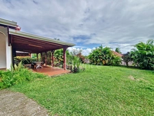 À vendre - CAPESTERRE-BELLE-EAU, maison 4 chambres + bungalow indépendant