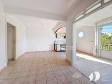 Appartement à vendre 2 pièces Moudong Sud, BAIE MAHAULT (971)