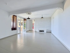 Spacious villa with sea view, 3 bedrooms, potential for expansion – Vieux-Habitants (971)