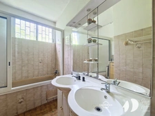Maison à vendre 9 pièces, 6 chambres - ANSE BERTRAND (971)