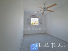 Maison avec vue dégagée, 3 chambres + mezzanine, possibilité de bas de villa - 3 000 m² de terrain