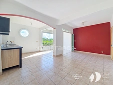 Appartement à vendre 2 pièces Moudong Sud, BAIE MAHAULT (971)