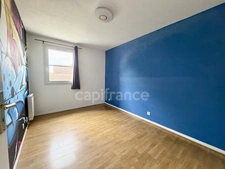 Maison 4 chambres à vendre à Port Cergy