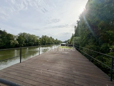 Péniche d’habitation 250 m² – 5 chambres – Terrasses – Fort potentiel – Auvers-sur-Oise (déplaçable)