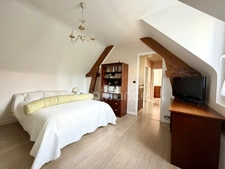 Maison familiale de 131 m² à vendre à Cergy Village – 3 chambres, bureau, jardin et garage