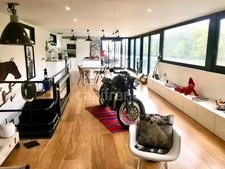 Péniche d’habitation 250 m² – 5 chambres – Terrasses – Fort potentiel – Auvers-sur-Oise (déplaçable)
