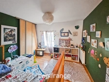 Maison familiale avec jardin & studio indépendant – Saint-André-de-Cubzac ( haut de Port de Plagne)