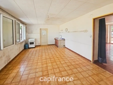Maison à vendre 8 pièces, 164 m² AMBES (33), jardin, garage