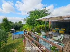 A Cézac, jolie maison en pierre rénovée, terrain de 447m², piscine