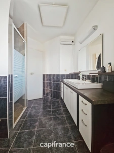 Maison de plain-pied, 112m² et 18m² chalet/studio, terrain de 1152m²