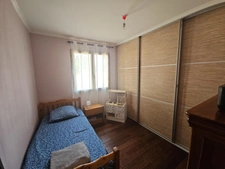 Villa de 193m² avec maison, studio et appartement, piscine, jardin