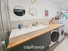 Maison familiale avec jardin & studio indépendant – Saint-André-de-Cubzac ( haut de Port de Plagne)