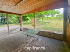 Maison à vendre 8 pièces, 164 m² AMBES (33), jardin, garage
