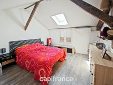 A Cézac, jolie maison en pierre rénovée, terrain de 447m², piscine