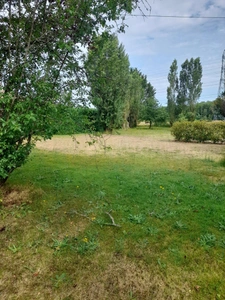 Terrain de 400 m² libre de constructeur