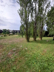 Terrain de 400 m² libre de constructeur