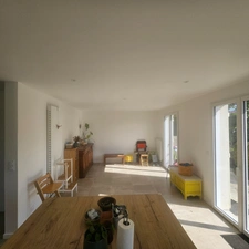 Maison au calme sur 3300 m2 de terrain arboré