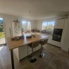Maison au calme sur 3300 m2 de terrain arboré