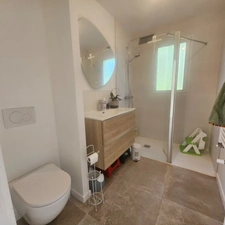 Maison au calme sur 3300 m2 de terrain arboré